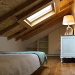 Casa Dos Palecos Tatil Evi Nazaré