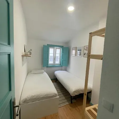 Casa Dos Palecos * Nazaré